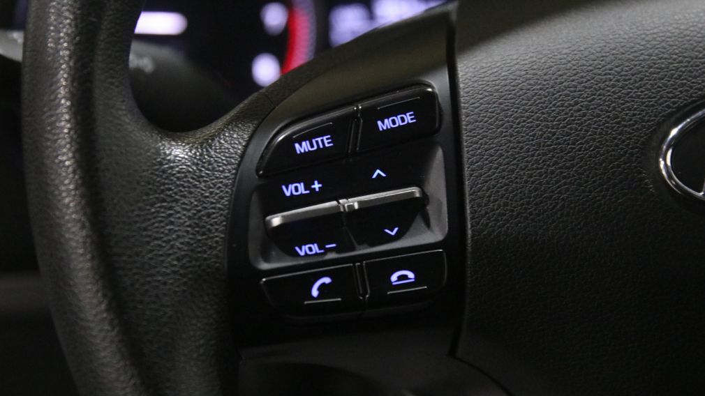 Hyundai Elantra Essential 2019 d&rsquo;occasion à vendre - 12