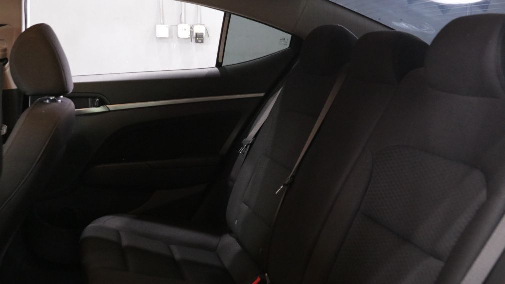 Hyundai Elantra Preferred 2020 d&rsquo;occasion à vendre - 17