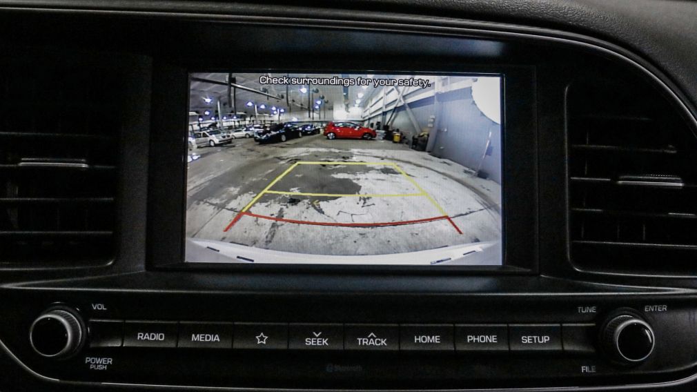 Hyundai Elantra Preferred 2020 d&rsquo;occasion à vendre - 13