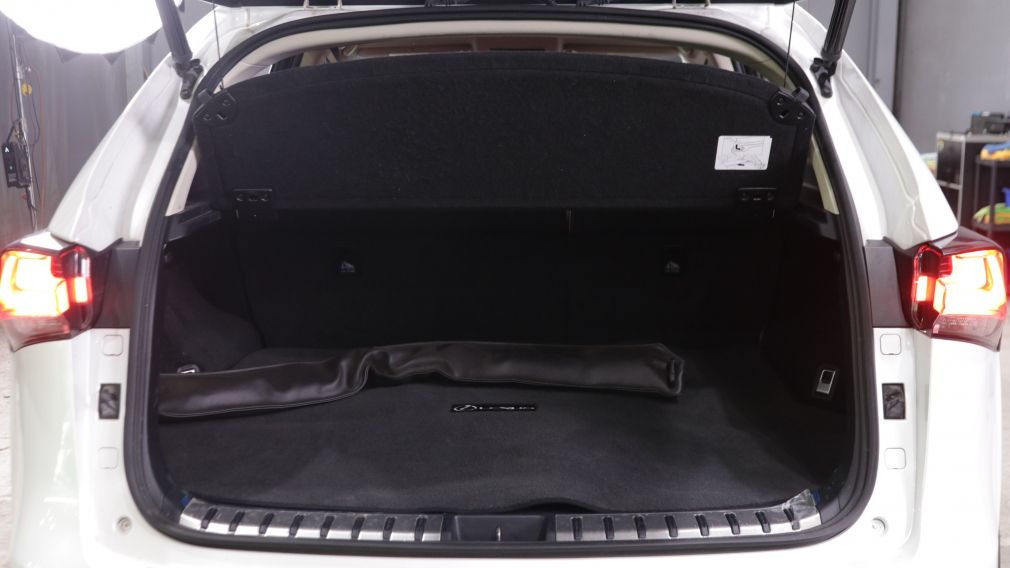 Lexus NX NX 300 2021 d&rsquo;occasion à vendre - 24