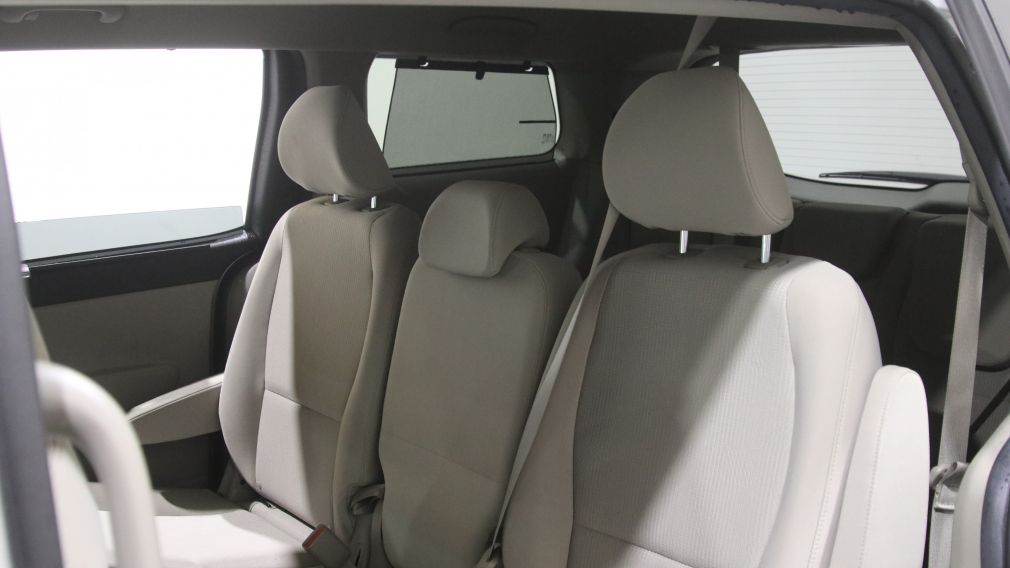 Kia Sedona LX 2019 d&rsquo;occasion à vendre - 19