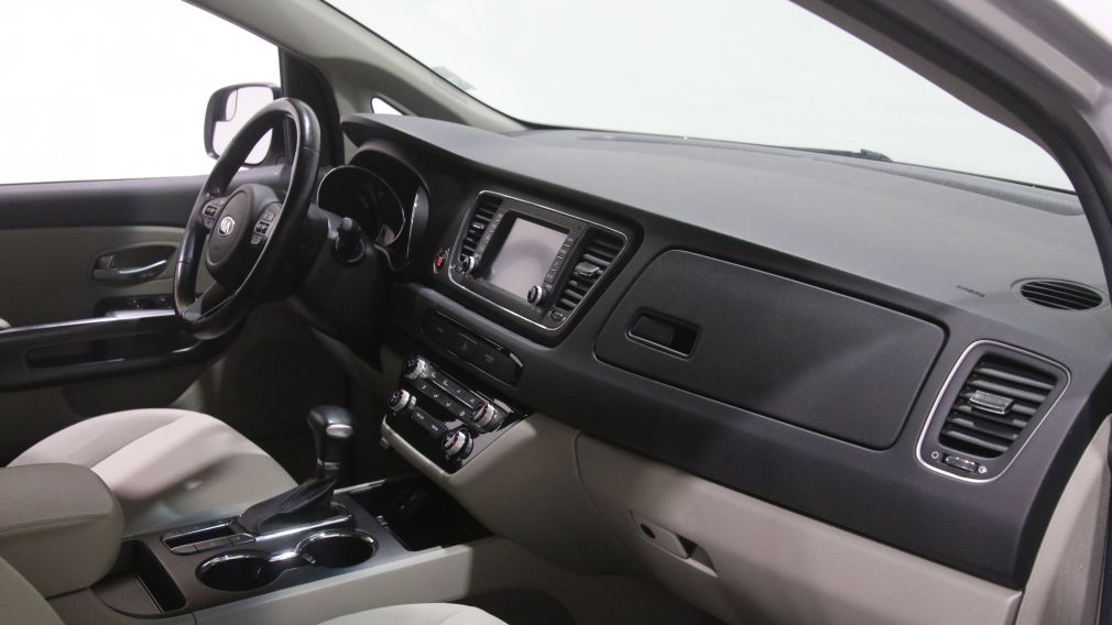 Kia Sedona LX 2019 d&rsquo;occasion à vendre - 25