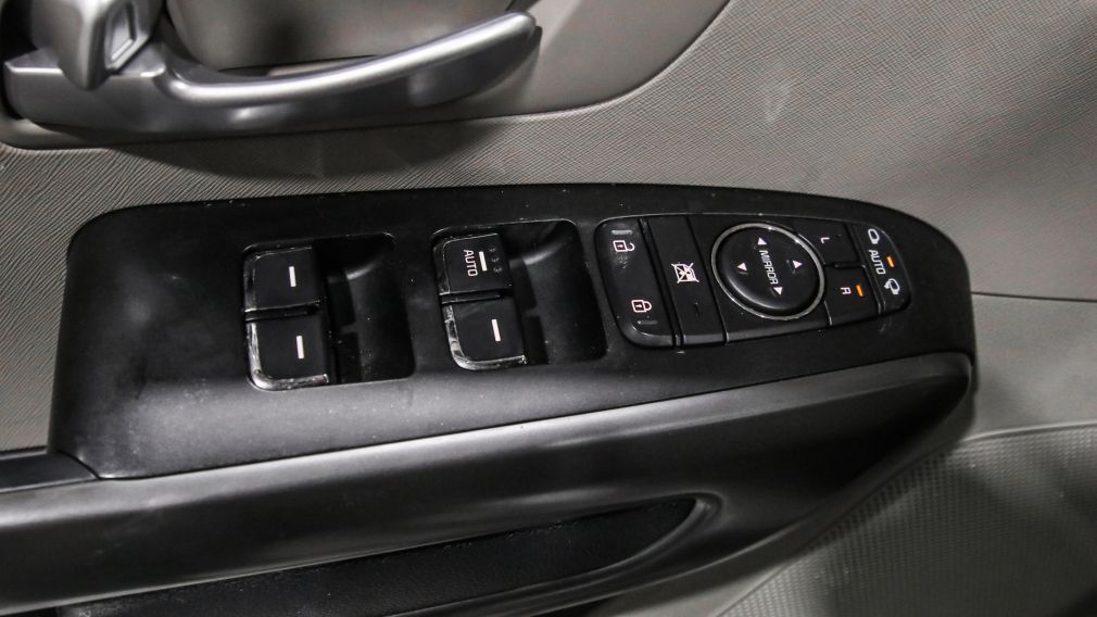 Kia Sedona LX 2019 d&rsquo;occasion à vendre - 12