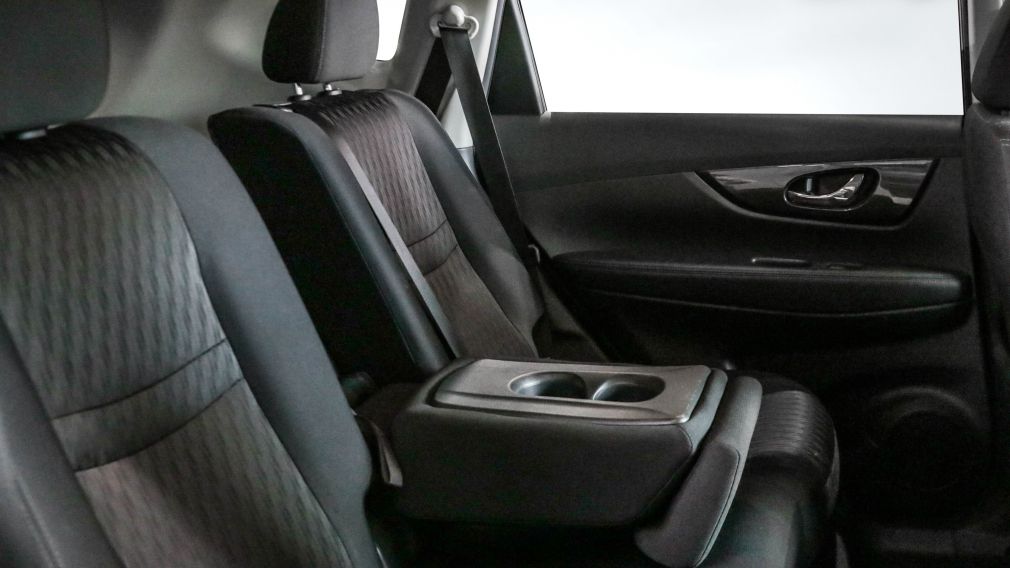 Nissan Rogue SV 2019 d&rsquo;occasion à vendre - 24