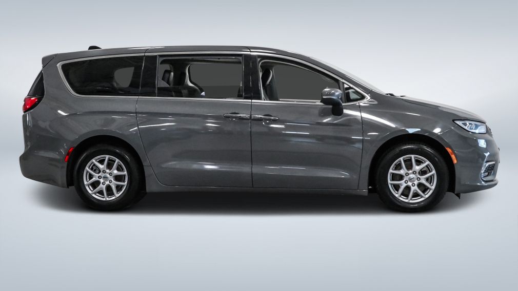 Chrysler Pacifica Touring L 2023 d&rsquo;occasion à vendre - 8