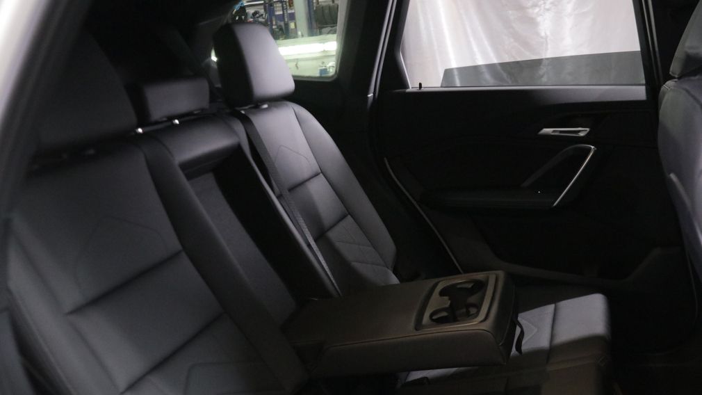 BMW X1 xDrive28i 2023 d&rsquo;occasion à vendre - 22