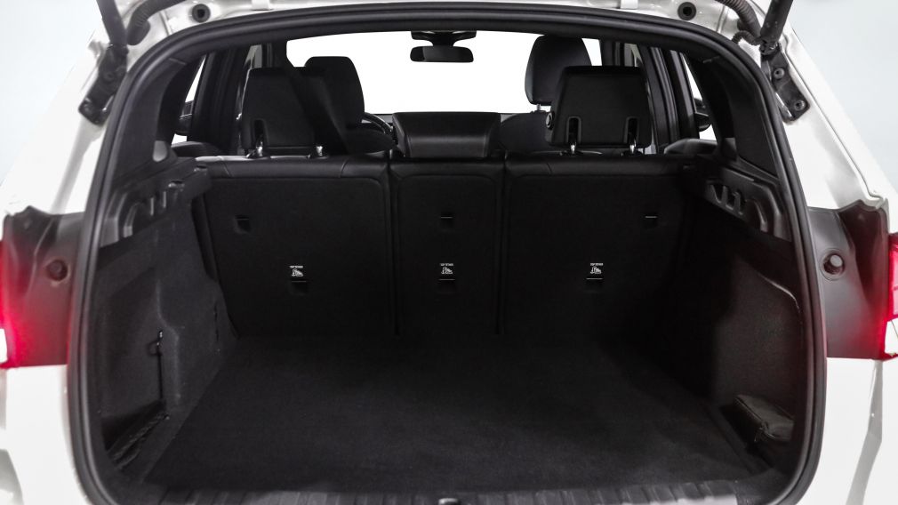 BMW X1 xDrive28i 2023 d&rsquo;occasion à vendre - 21