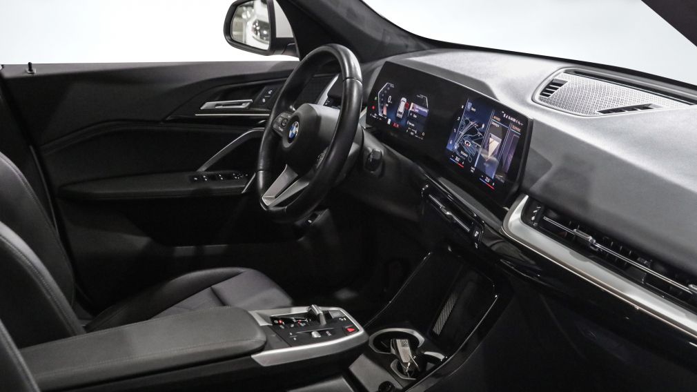 BMW X1 xDrive28i 2023 d&rsquo;occasion à vendre - 23