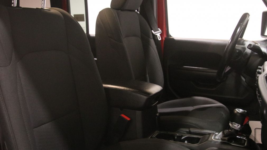 Jeep Wrangler Unlimited Willys 2022 d&rsquo;occasion à vendre - 21