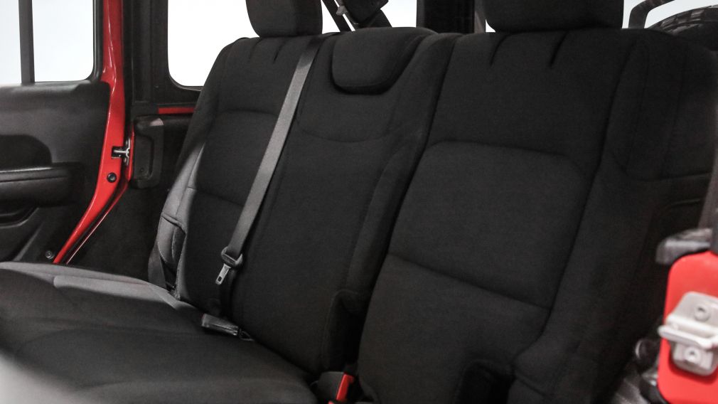 Jeep Wrangler Unlimited Willys 2022 d&rsquo;occasion à vendre - 19