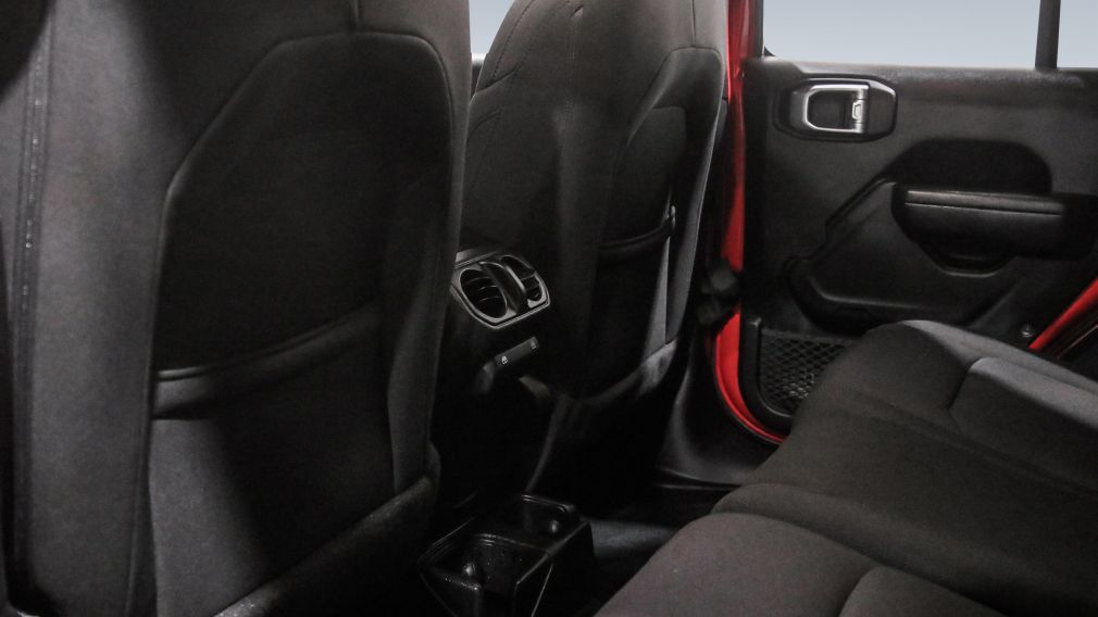 Jeep Wrangler Unlimited Willys 2022 d&rsquo;occasion à vendre - 18
