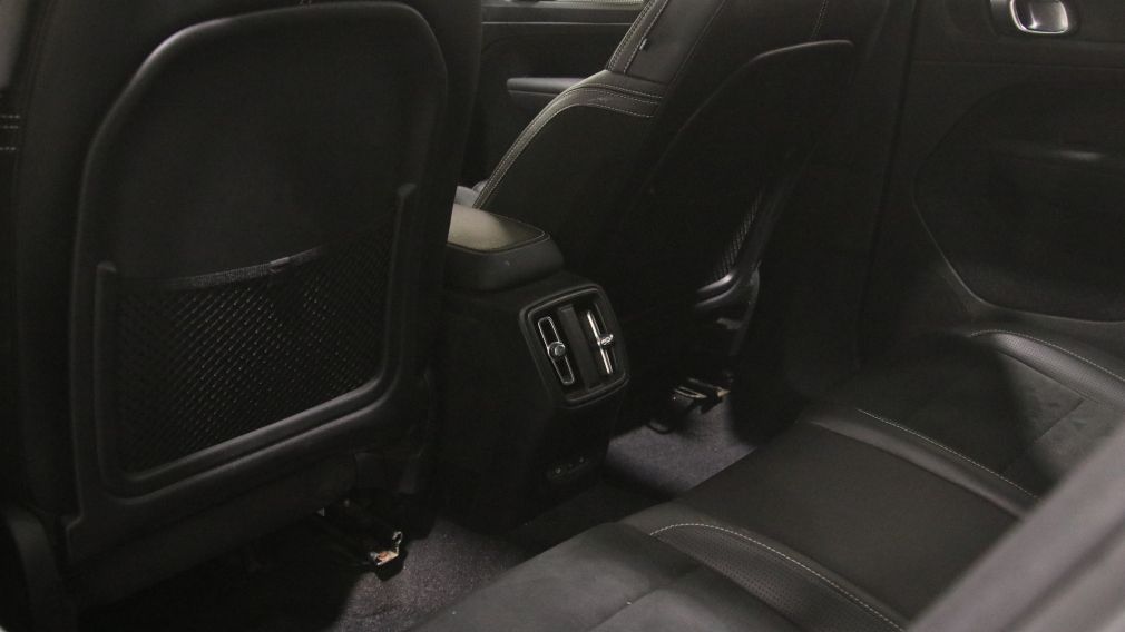 Volvo XC40 Recharge P8 eAWD Pure Electric 2021 d&rsquo;occasion à vendre - 19