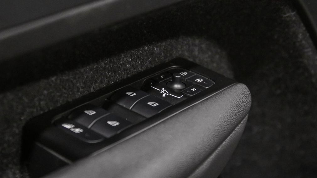 Volvo XC40 Recharge P8 eAWD Pure Electric 2021 d&rsquo;occasion à vendre - 11