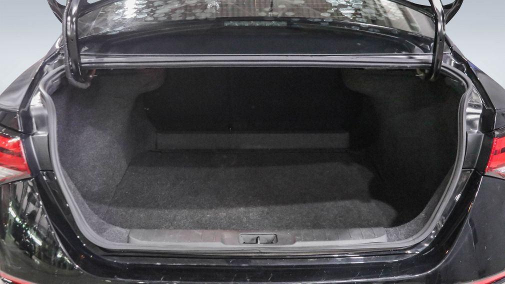 Nissan Sentra SR 2021 d&rsquo;occasion à vendre - 21