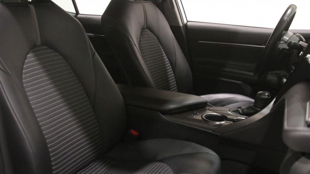 Toyota Camry SE 2024 d&rsquo;occasion à vendre - 26