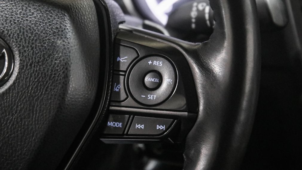 Toyota Camry SE 2024 d&rsquo;occasion à vendre - 17