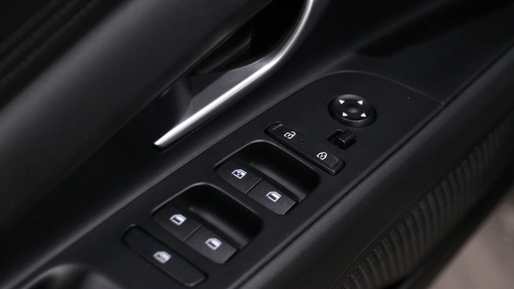 Hyundai Elantra Luxury 2025 d&rsquo;occasion à vendre - 9