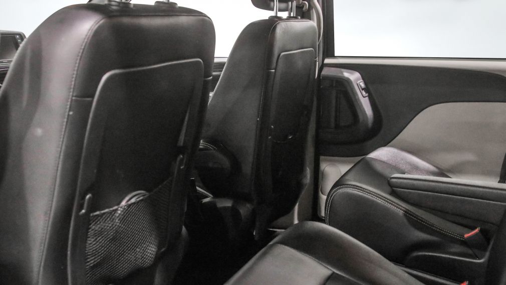 Dodge GR Caravan SXT Premium Plus 2019 d&rsquo;occasion à vendre - 19