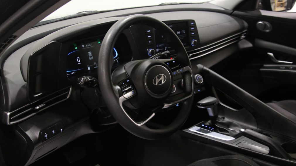 Hyundai Elantra Essential 2024 d&rsquo;occasion à vendre - 9