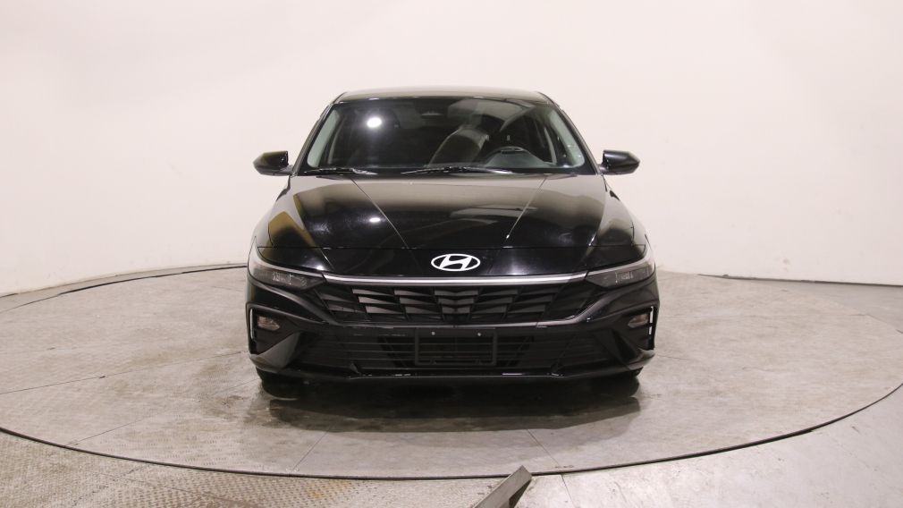 Hyundai Elantra Essential 2024 d&rsquo;occasion à vendre - 2