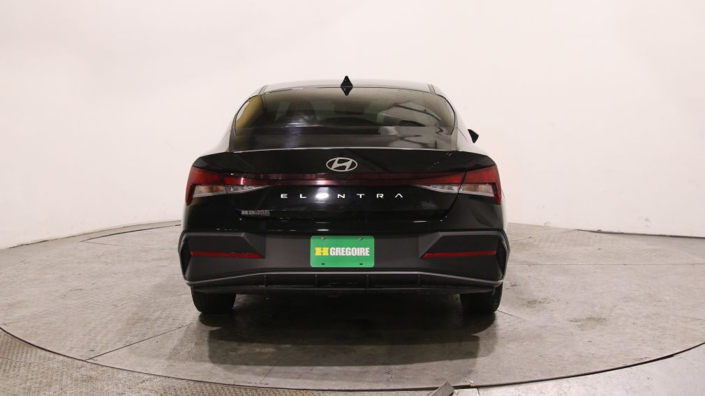 Hyundai Elantra Essential 2024 d&rsquo;occasion à vendre - 6