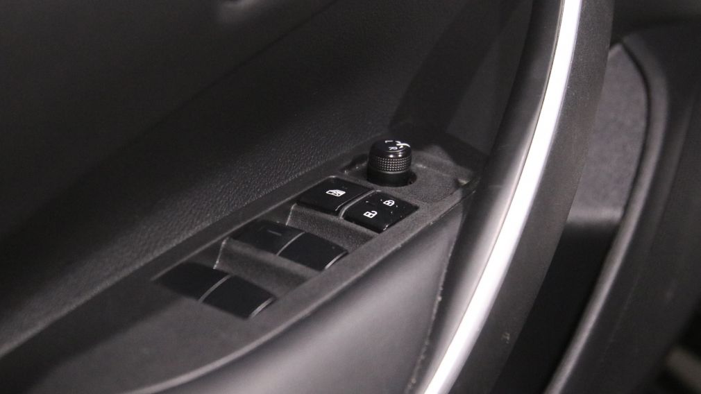 Toyota Corolla SE 2021 d&rsquo;occasion à vendre - 11