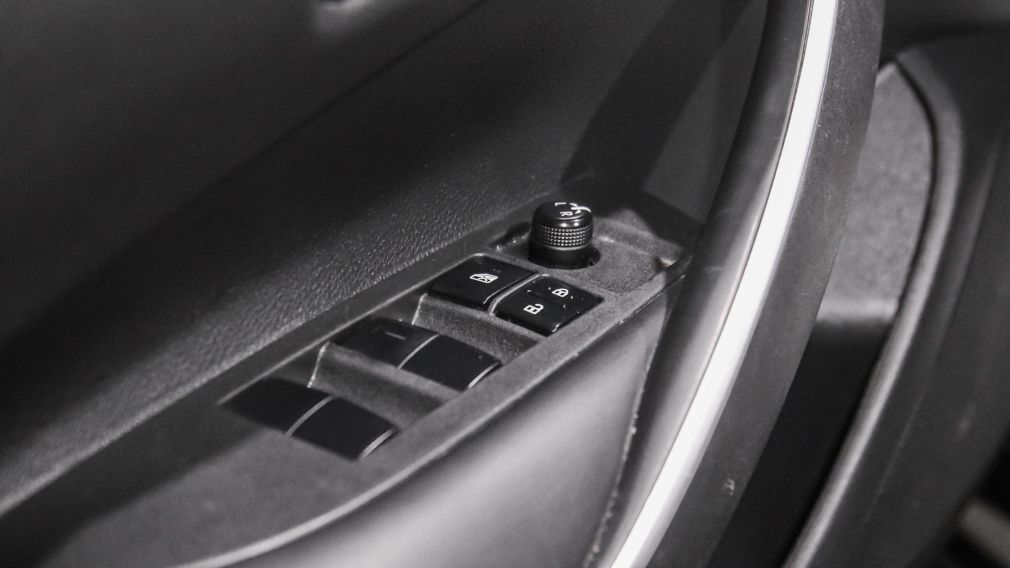 Toyota Corolla SE 2021 d&rsquo;occasion à vendre - 11