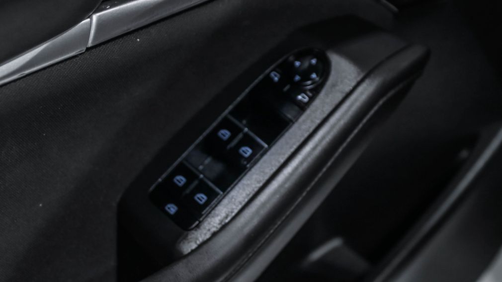 Mazda 3 GX 2021 d&rsquo;occasion à vendre - 10