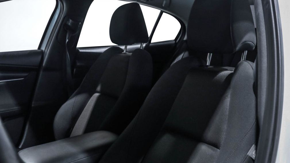 Mazda 3 GX 2021 d&rsquo;occasion à vendre - 11