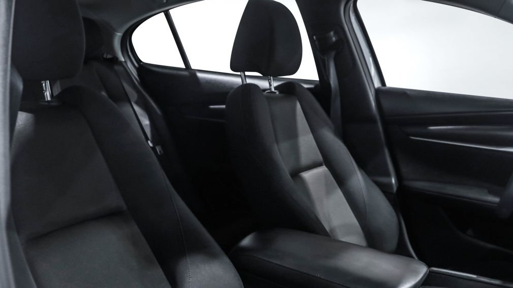 Mazda 3 GX 2021 d&rsquo;occasion à vendre - 21
