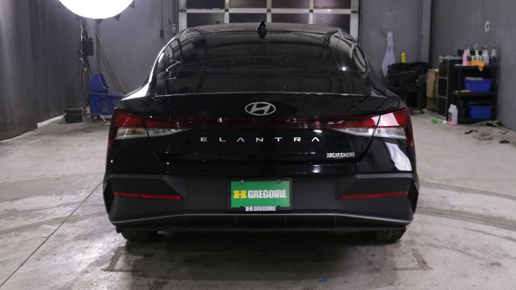 Hyundai Elantra Essential 2025 d&rsquo;occasion à vendre - 5