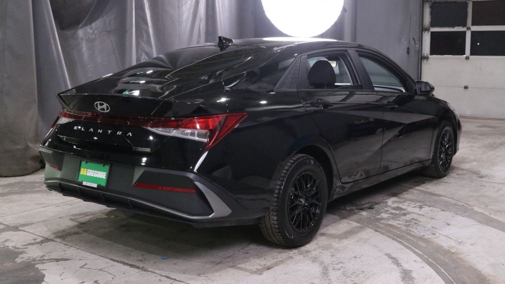 Hyundai Elantra Essential 2025 d&rsquo;occasion à vendre - 6