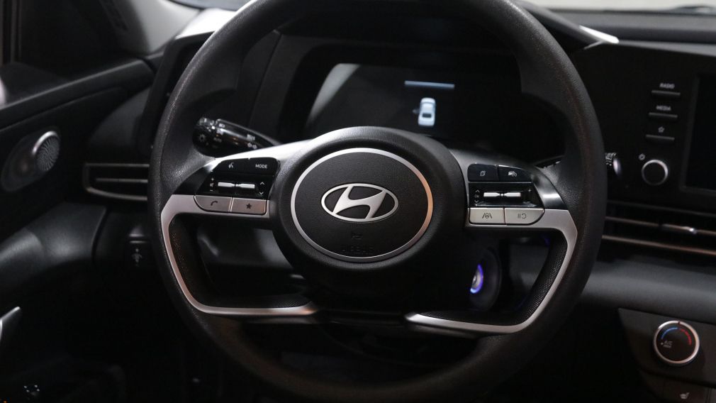 Hyundai Elantra Essential 2025 d&rsquo;occasion à vendre - 11