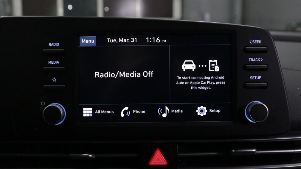 Hyundai Elantra Essential 2025 d&rsquo;occasion à vendre - 14