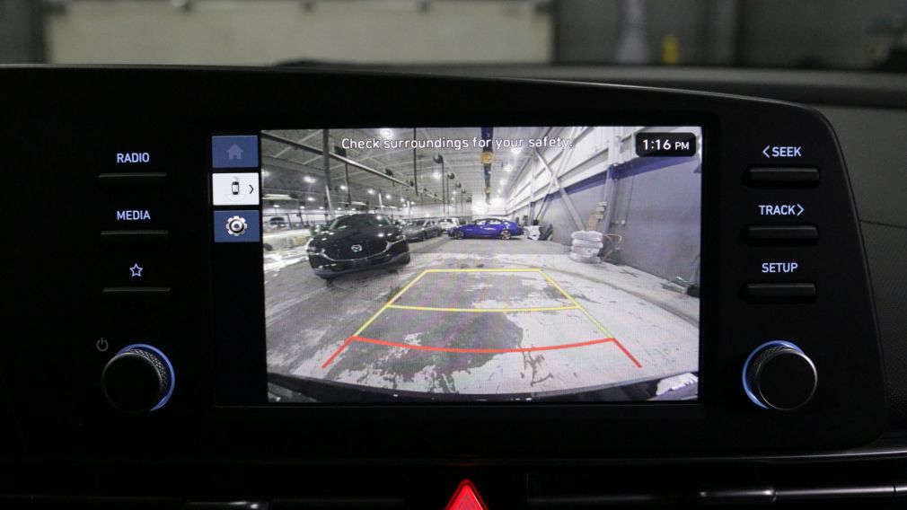 Hyundai Elantra Essential 2025 d&rsquo;occasion à vendre - 13