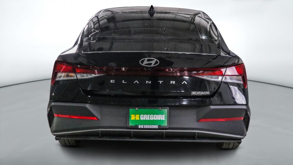 Hyundai Elantra Essential 2025 d&rsquo;occasion à vendre - 5