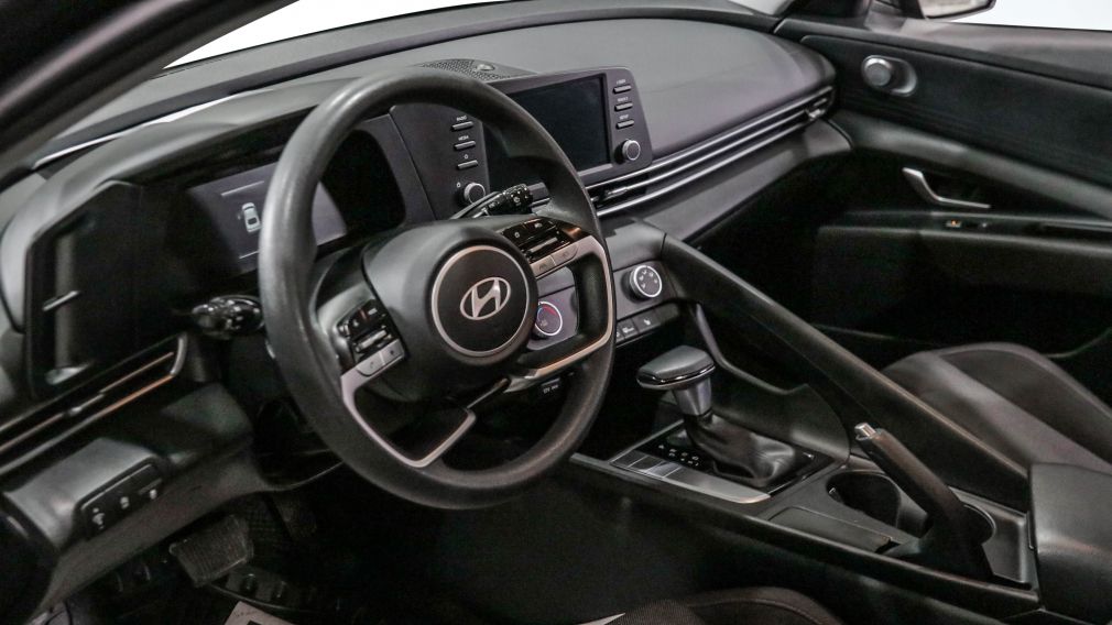 Hyundai Elantra Essential 2025 d&rsquo;occasion à vendre - 7