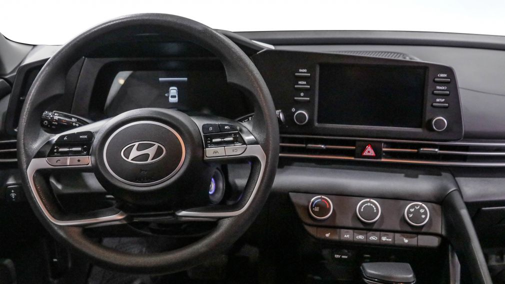 Hyundai Elantra Essential 2025 d&rsquo;occasion à vendre - 10