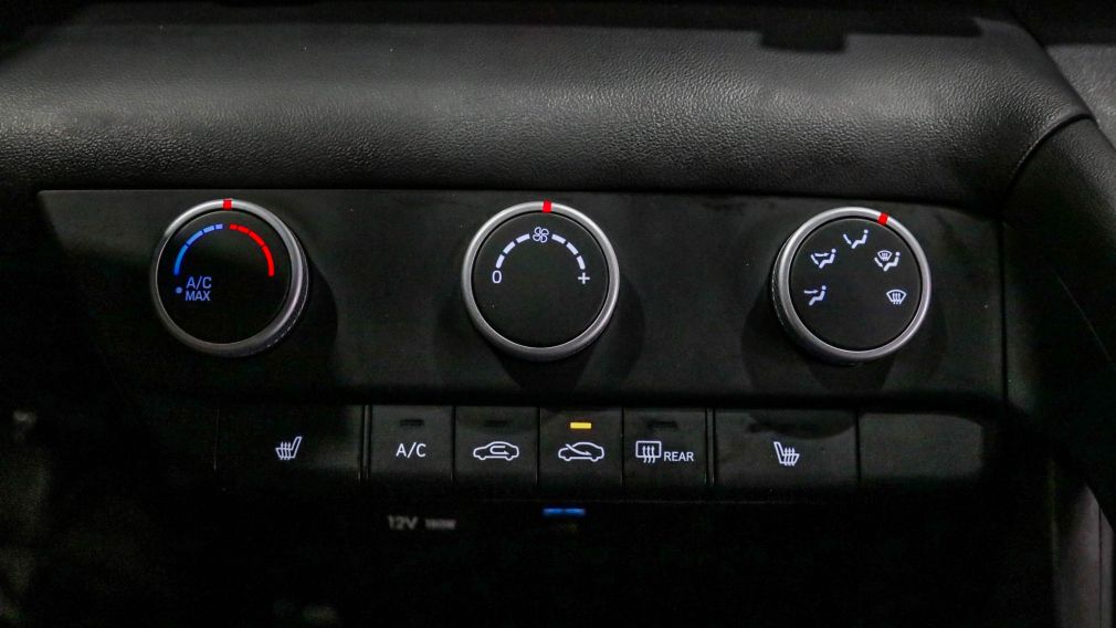 Hyundai Elantra Essential 2025 d&rsquo;occasion à vendre - 15