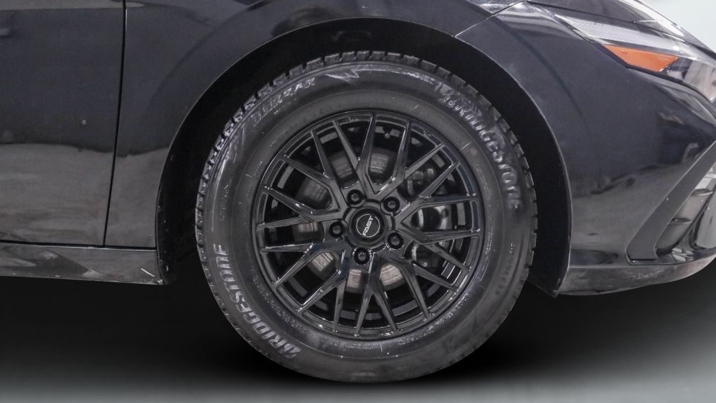 Hyundai Elantra Essential 2025 d&rsquo;occasion à vendre - 22