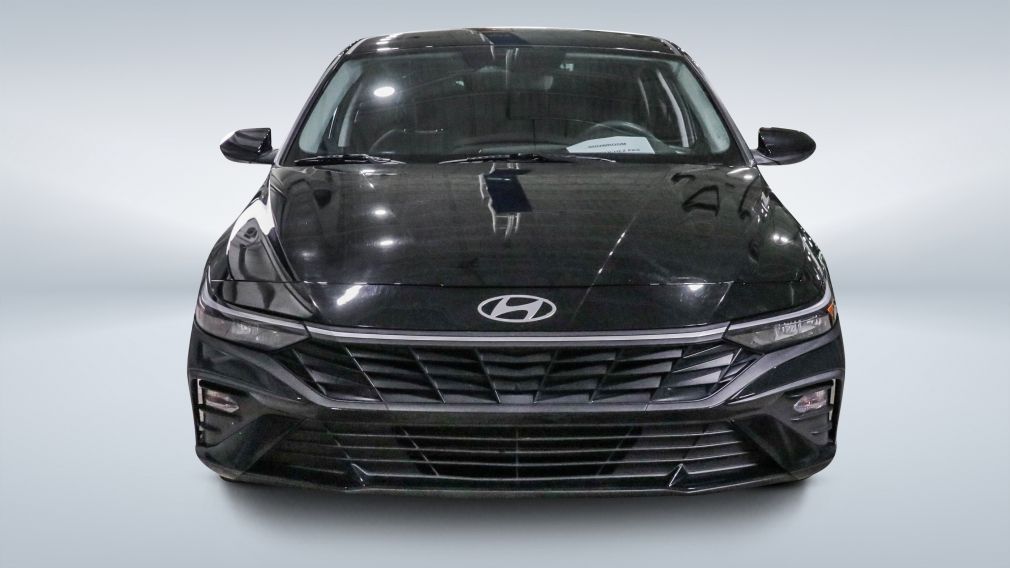 Hyundai Elantra Essential 2025 d&rsquo;occasion à vendre - 2