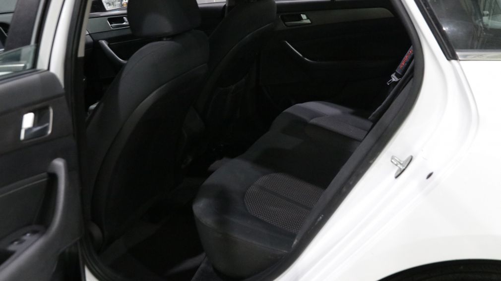 Hyundai Sonata Essential 2019 d&rsquo;occasion à vendre - 17