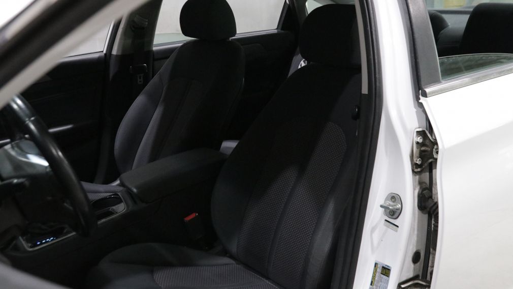 Hyundai Sonata Essential 2019 d&rsquo;occasion à vendre - 8