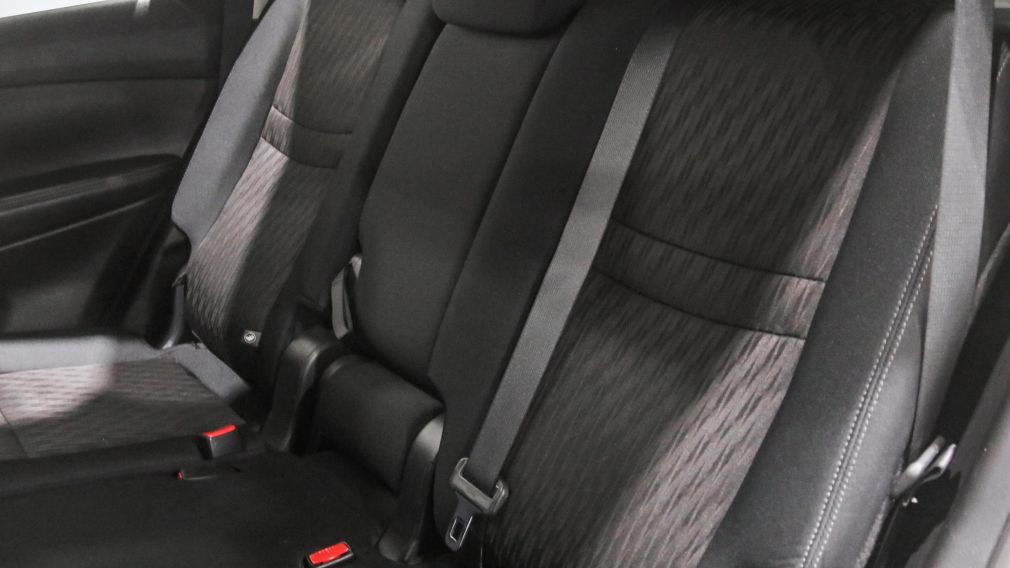 Nissan Rogue SV 2019 d&rsquo;occasion à vendre - 23