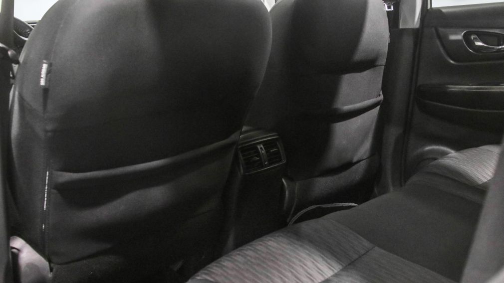 Nissan Rogue SV 2020 d&rsquo;occasion à vendre - 21