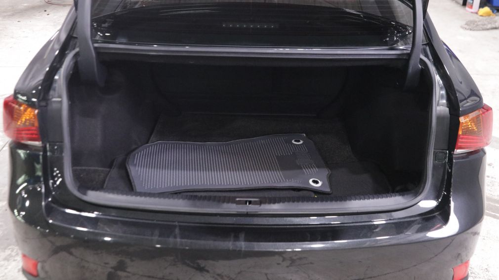 Lexus IS IS 300 2020 d&rsquo;occasion à vendre - 24