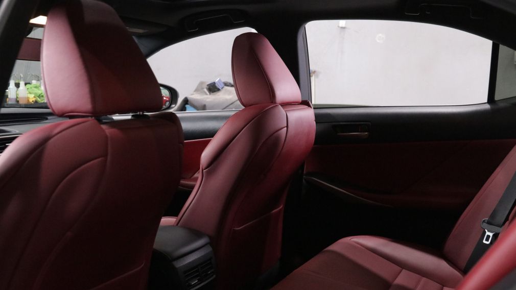 Lexus IS IS 300 2020 d&rsquo;occasion à vendre - 23