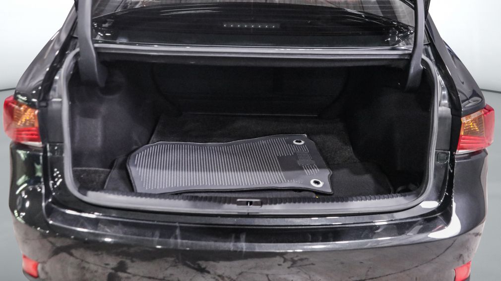 Lexus IS IS 300 2020 d&rsquo;occasion à vendre - 24