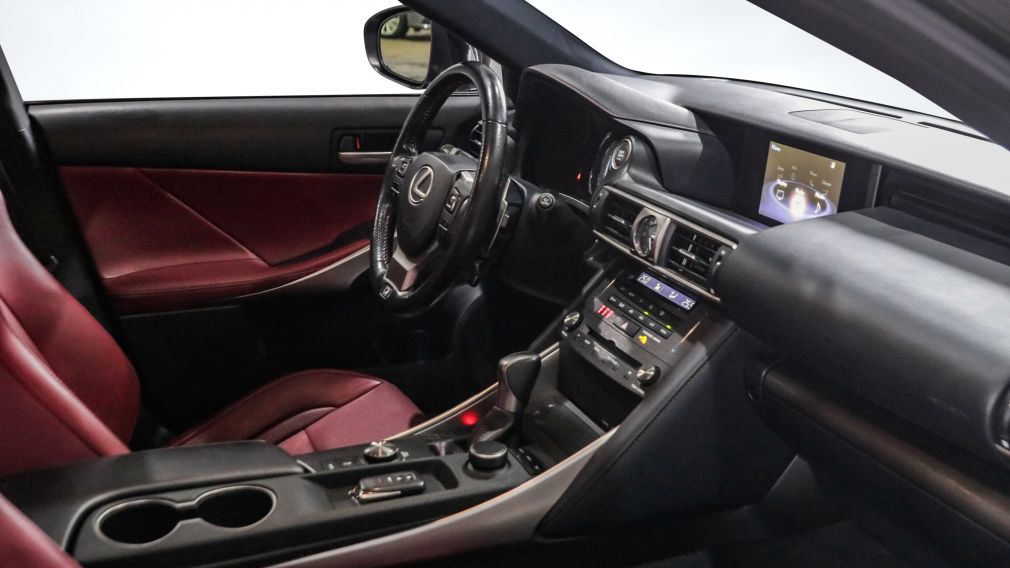 Lexus IS IS 300 2020 d&rsquo;occasion à vendre - 26