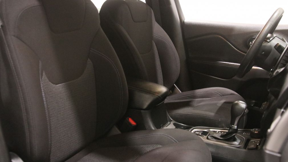 Jeep Cherokee Sport 2022 d&rsquo;occasion à vendre - 24